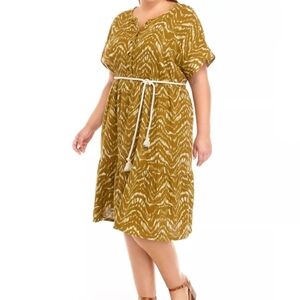 Wonderly Women’s Gauze Midi Dress In Olive Animal Print; Size M